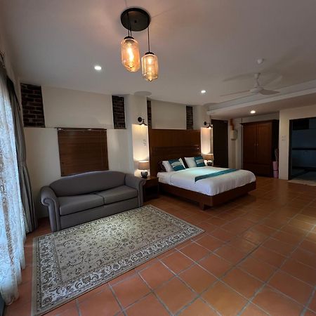 Botanica Mansion Bed & Breakfast Balik Pulau Exterior photo