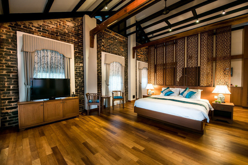 Botanica Mansion Bed & Breakfast Balik Pulau Exterior photo