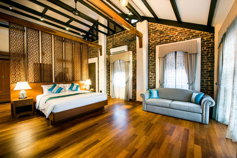 Botanica Mansion Bed & Breakfast Balik Pulau Exterior photo