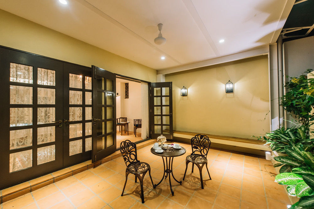 Botanica Mansion Bed & Breakfast Balik Pulau Exterior photo